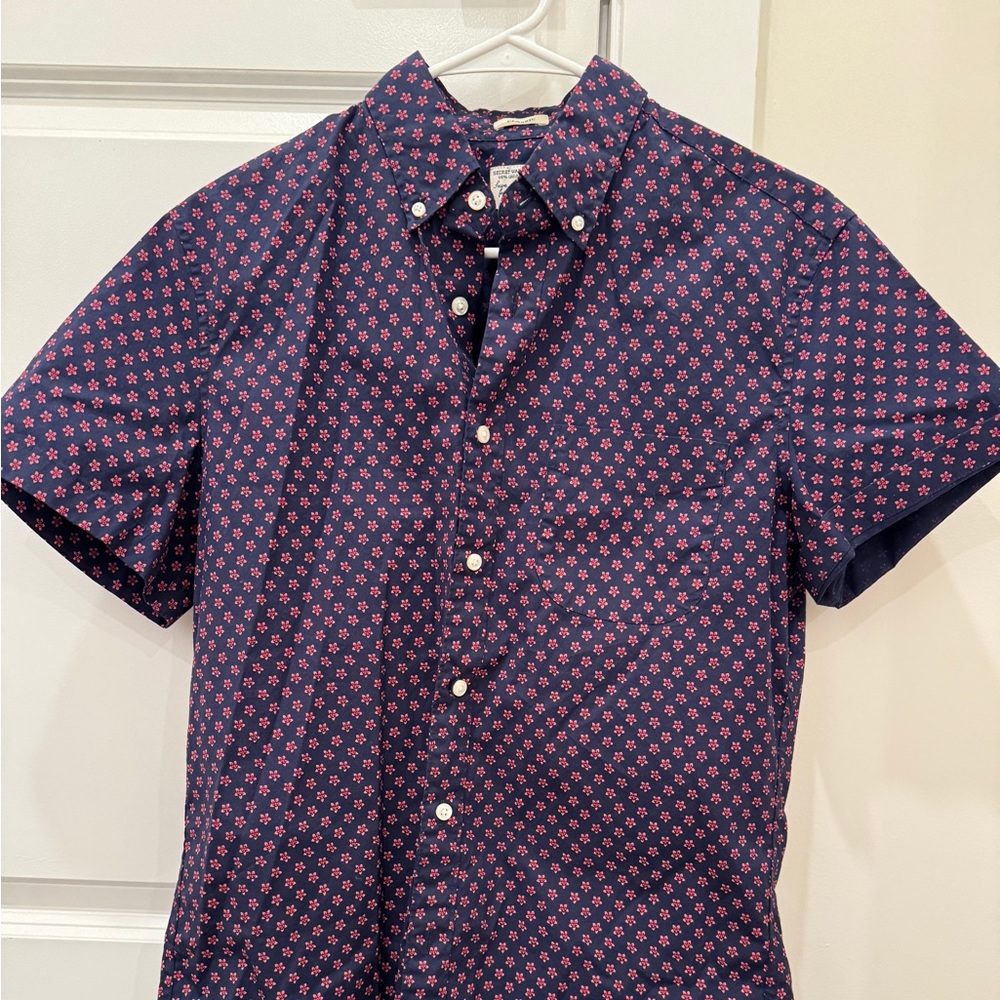 J. Crew Men's Navy and Pink Button Down Shirt